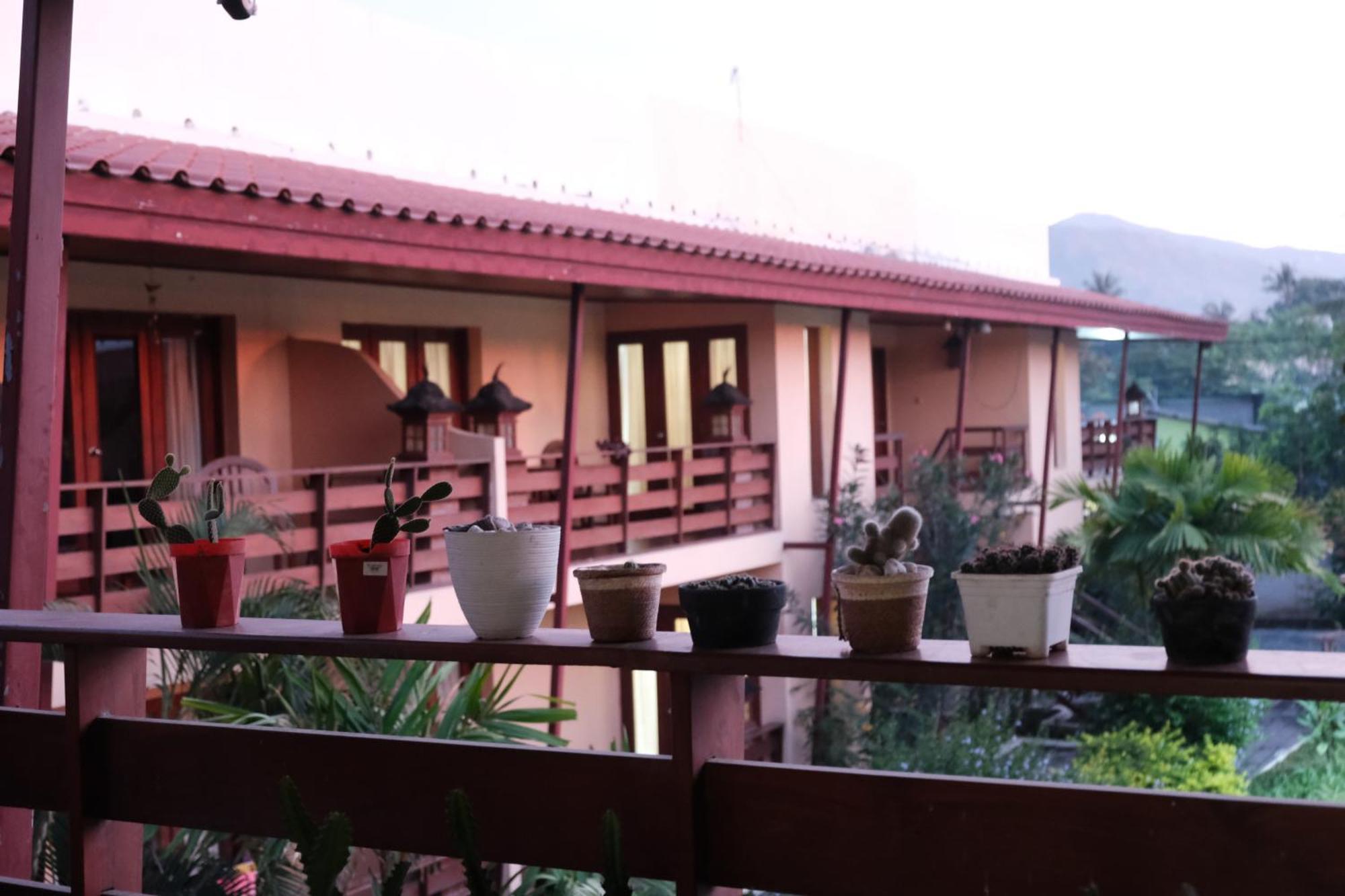 Arbiru Beach Resort Dili Bagian luar foto